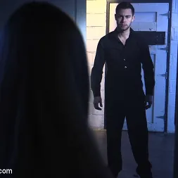 Ryan Riesling en El mal truco (foto 2) Ryan Riesling en 'Kink' El mal truco (Miniatura 2)