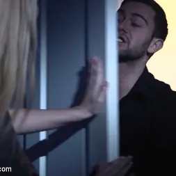 Ryan Riesling en El mal truco (foto 25) Ryan Riesling en 'Kink' El mal truco (Miniatura 25)