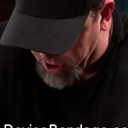 AJ Applegate en 'Kink' Del cuerpo y la mente (Miniatura 19)