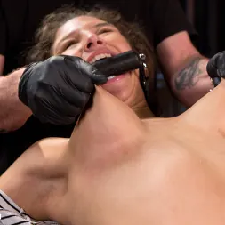 Abella Danger en 'Kink' Joven zorra dolorida devastada en una esclavitud agotadora, atormentada y corriéndose (Miniatura 11)