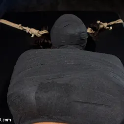 Adrianna Luna en Entrenamiento Adrianna Luna – Día 3 (foto 13) Adrianna Luna en 'Kink' Entrenamiento Adrianna Luna – Día 3 (Miniatura 13)