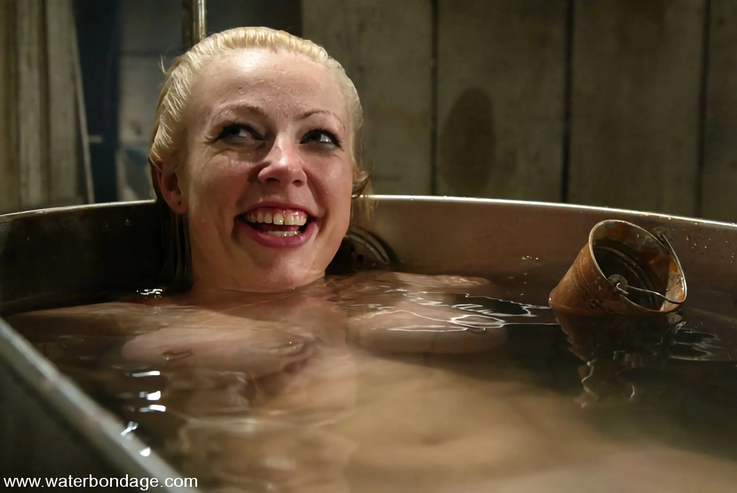 Kink 'ジェームズとアドリアナ・ニコール' 主演 Adrianna Nicole (写真 15)