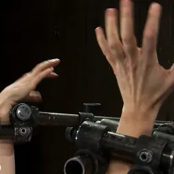 Adrianna Nicole en 'Kink' Pecho duro (Miniatura 7)