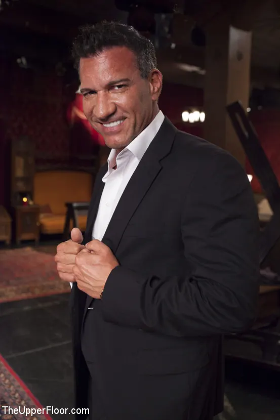 Kink '19歳の奴隷たちがおしゃべり競争をする' 主演 Aiden Starr (写真 21)