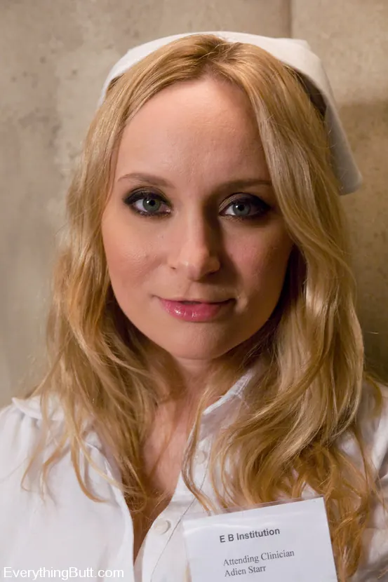 Kink 'Amber Rayne is analy probed to find contraband' starring Aiden Starr (Photo 8)