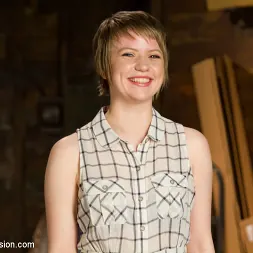 Alani Pi に 'Kink' 娘の親友は性的支配！ (サムネイル 9)