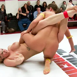 Alexa Aimes en 'Kink' Sorpresa definitiva. Los novatos sufren acoso de Ariel X (Miniatura 6)