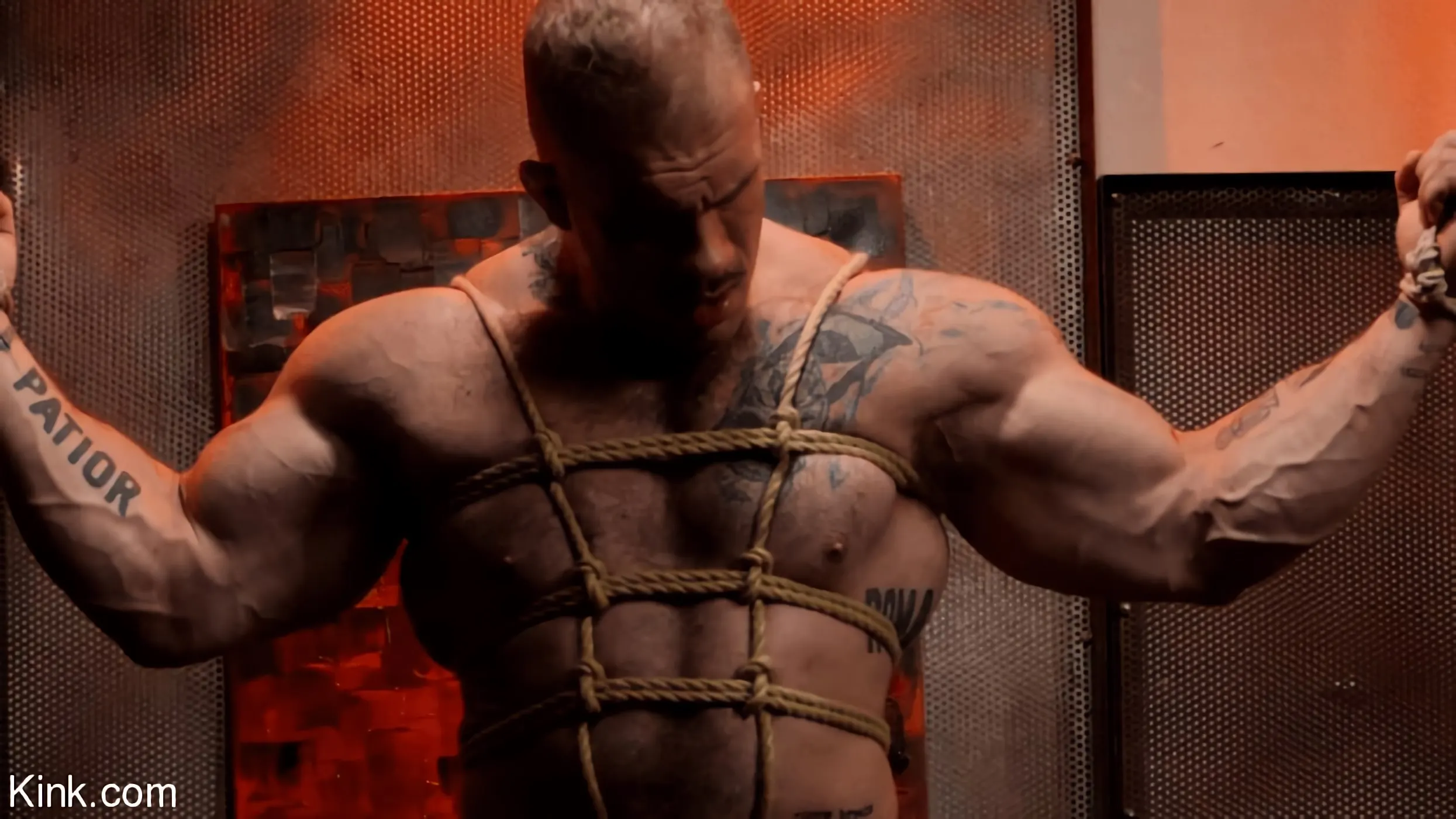 Kink 'Beauty and the Beast: Alexa Scout and Davin Strong' starring Alexa Scout (Photo 1)