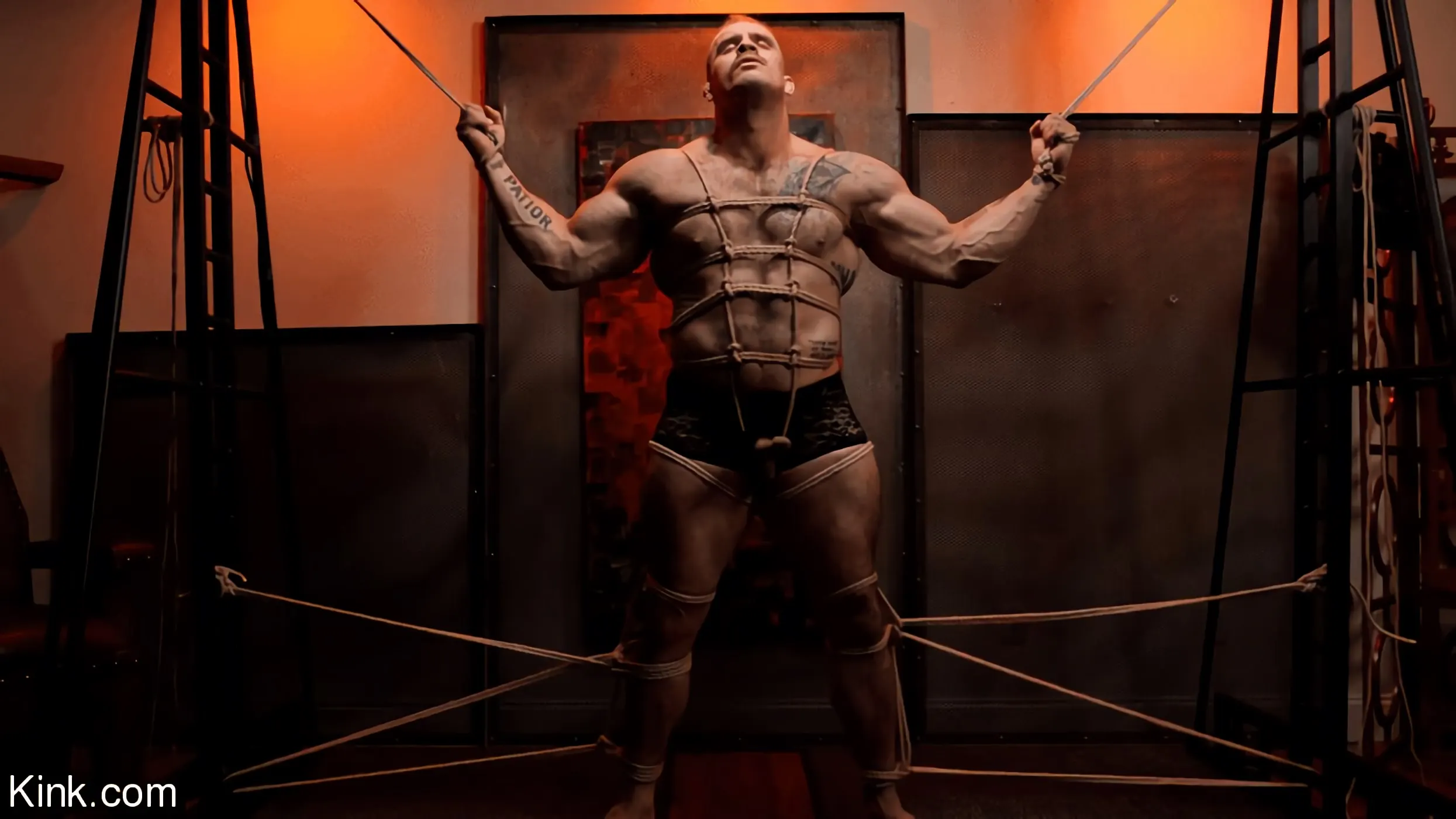 Kink 'Beauty and the Beast: Alexa Scout and Davin Strong' starring Alexa Scout (Photo 2)