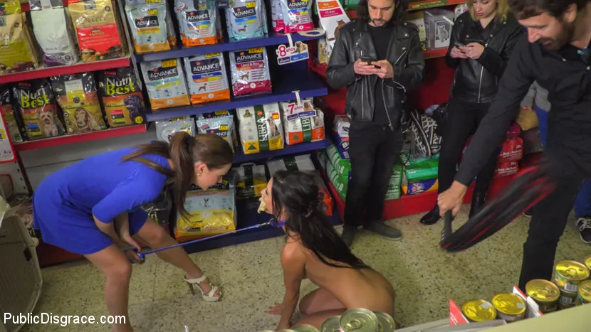 Alexa Tomas に '恥知らずのペットは骨のために始まります! - パート2' from 'Kink' (写真 5) Kink '恥知らずのペットは骨のために始まります! - パート2' 主演 Alexa Tomas (写真 5)