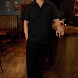 Alexis Breeze en 'Kink' Camarera ladrona (Miniatura 18)