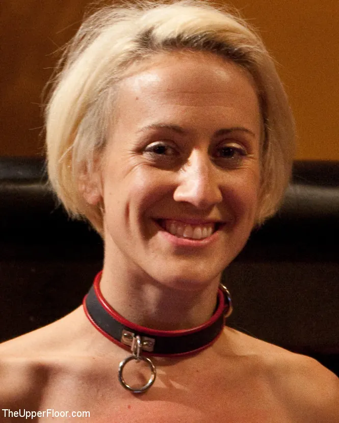 Kink 'Cena comunitaria' protagonizando Alexxa Bound (foto 23)