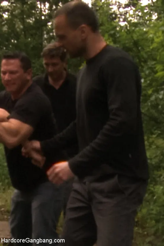 Kink '¡La primera sesión porno de una chica amateur! ¡Doble anal! ¡Doble vagina!' protagonizando Alina Perry (foto 14)