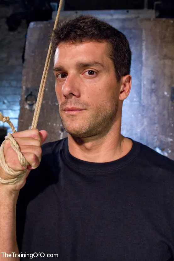 Kink 'ハードボンデージで鍛えられたアナル・スリット：Alina West Day 2' 主演 Alina West (写真 19)