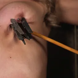 Alixx Amour に スマートマウスガキ (写真 12) Alixx Amour に 'Kink' スマートマウスガキ (サムネイル 12)