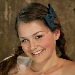 Allie Haze en 'Kink' Medias hasta el muslo y bragas de algodón ¡Vamos al infierno! (Miniatura 9)