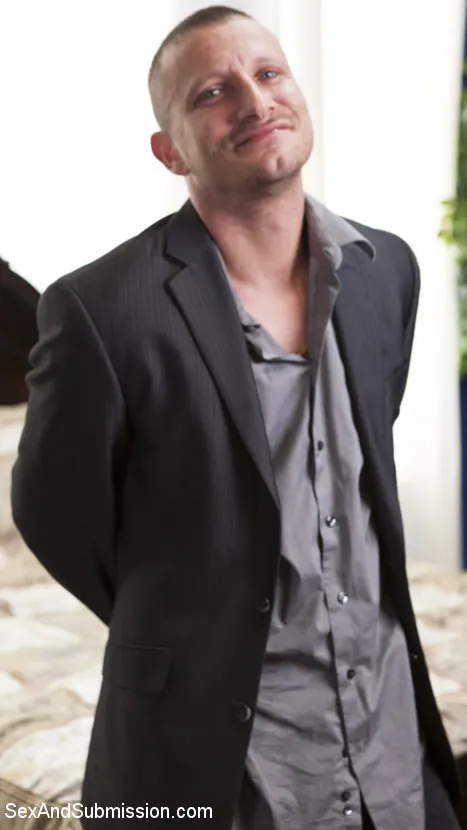 Kink '美しい売春婦' 主演 Alura Jenson (写真 22)