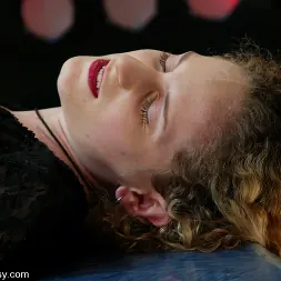 Aly en 'Kink' and Kendra James (Miniatura 8)