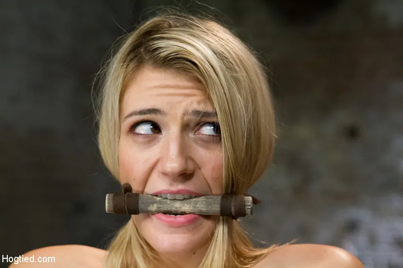 Amanda Tate in 'Beautiful First Timer Gets Stretched and Nailed' from 'Kink' (Photo 5) Kink 'Beautiful First Timer Gets Stretched and Nailed' starring Amanda Tate (Photo 5)