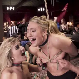 Amanda Tate en 'Kink' Los caminos de la casa (Miniatura 7)