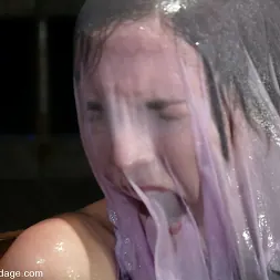 AnnaBelle Lee に 'Kink' and Isis Love (サムネイル 4)