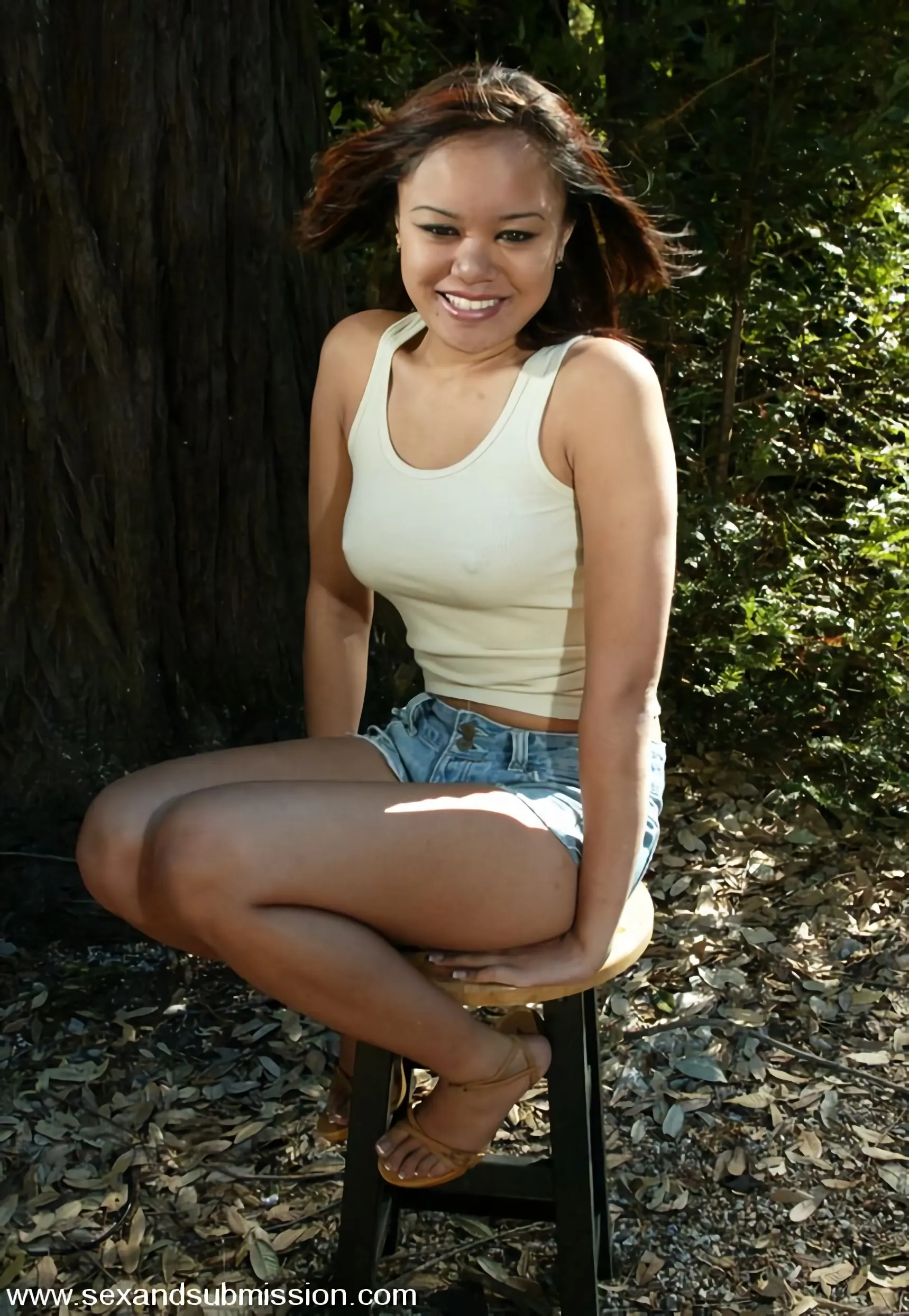 Annie Cruz に 'アニー・クルーズ、ジョーイ・レイ、マーク・デイビス' from 'Kink' (写真 1) Kink 'アニー・クルーズ、ジョーイ・レイ、マーク・デイビス' 主演 Annie Cruz (写真 1)