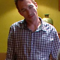 Annie Cruz に 'Kink' ギャングバンを探しています (サムネイル 13)