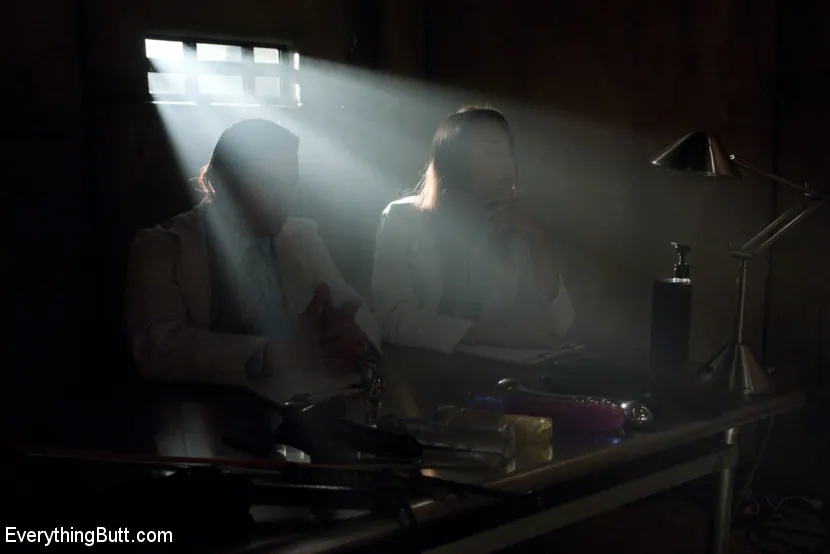 Amber Rayne に 'アナルリサーチ' from 'Kink' (写真 18) Kink 'アナルリサーチ' 主演 Amber Rayne (写真 18)