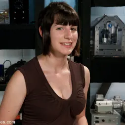 Any en 'Kink' CONCURSO EDICIÓN ESPECIAL VIERNES DE CHICAS AMATEUR PARA VÍRGENES DEL PORNO (Miniatura 2)