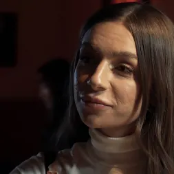 April Olsen en 'Kink' Amor contaminado, episodio 1: El cambio (Miniatura 5)