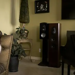 April Olsen en 'Kink' Amor contaminado, episodio 3: Gamer Incubus (Miniatura 1)