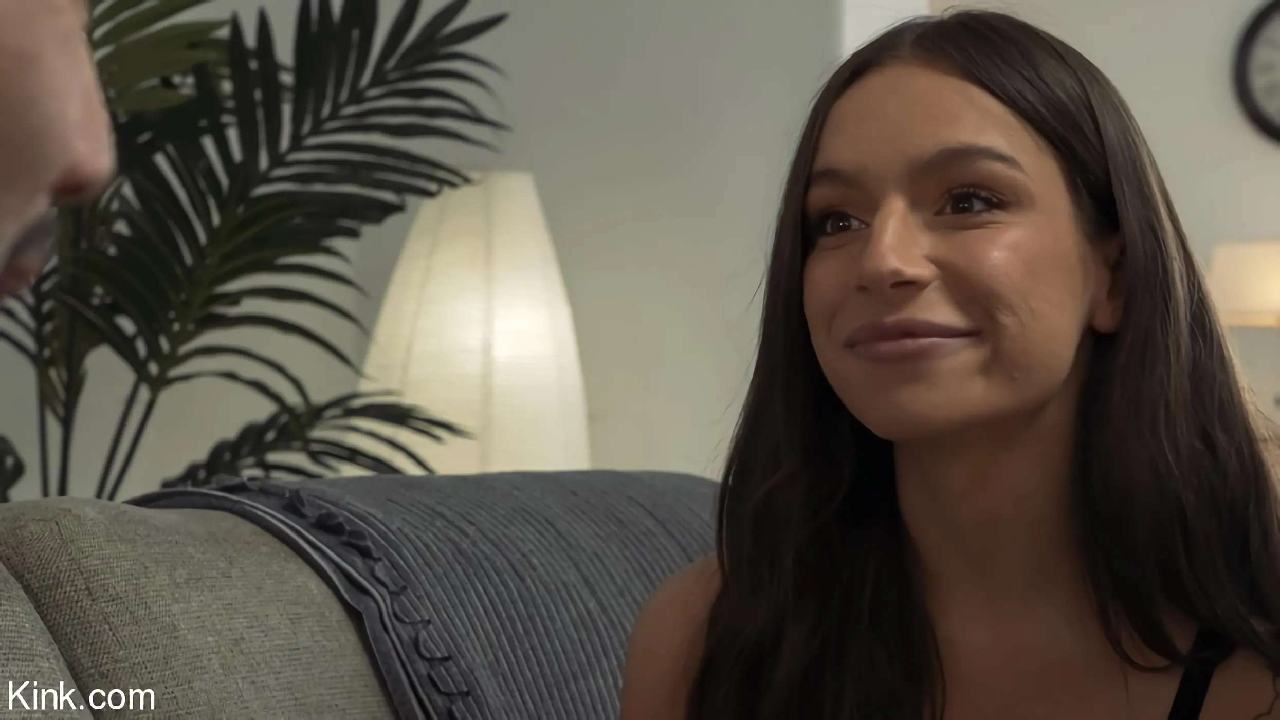 Kink 'Amor contaminado, episodio 3: Gamer Incubus' protagonizando April Olsen (foto 5)