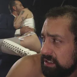 Arabelle Raphael に 'Kink' 地下室のカッコウド脱落 (サムネイル 5)