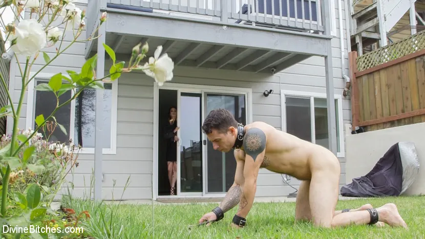 Kink 'Even good boys fuck up: Arabelle Raphael teases and punishes slave' starring Arabelle Raphael (Photo 8)