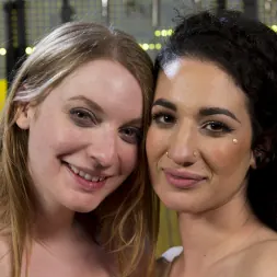 Arabelle Raphael に 'Kink' ああ私の女神！：レズビアンElectrosex支配 (サムネイル 20)