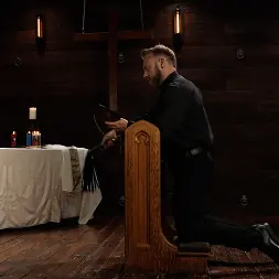 Arabelle Raphael en 'Kink' Gracias hermana. Gracias a Dios. (Miniatura 1)