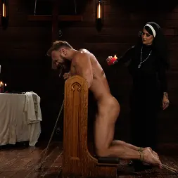 Arabelle Raphael en 'Kink' Gracias hermana. Gracias a Dios. (Miniatura 4)