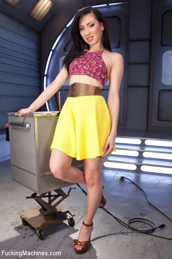 Kink 'Carne fresca nueva - Aria Alexander' protagonizando Aria Alexander (foto 2)