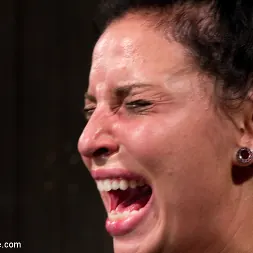 Aria Aspen に 'Kink' 暑くて汗ばむ - ポルノスターの試練 (サムネイル 5)