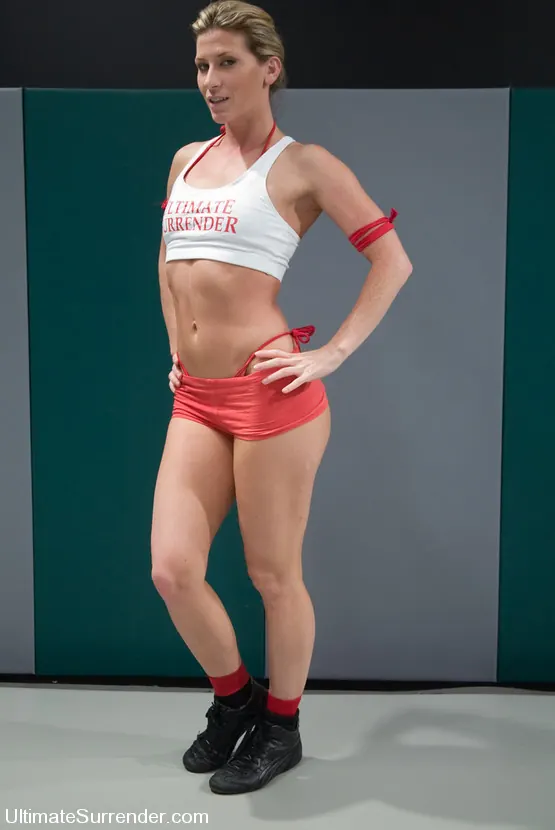 Kink 'Ariel The Assassin X (0-0) vs Savannah The Cupcake West (0-0)' starring Ariel X (Photo 1)