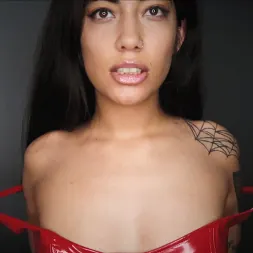 Ashlee Juliet に アシュリージュリエット:兼へのカウントダウン (写真 2) Ashlee Juliet に 'Kink' アシュリージュリエット:兼へのカウントダウン (サムネイル 2)