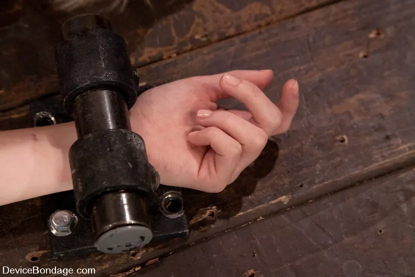 Ashley Jane in 'Innocence lost' from 'Kink' (Photo 10) Kink 'Innocence lost' starring Ashley Jane (Photo 10)