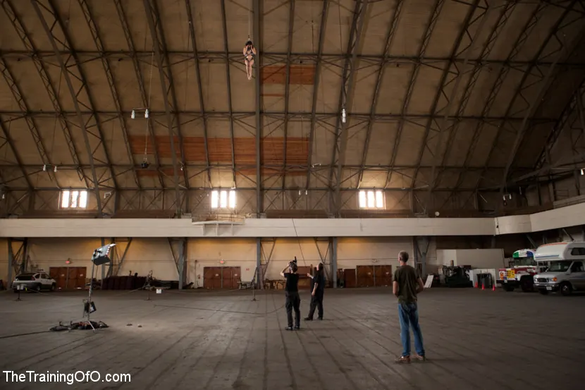 Kink '究極の服従：高さ、溺れ、そして暗闇' 主演 Asphyxia Noir (写真 20)