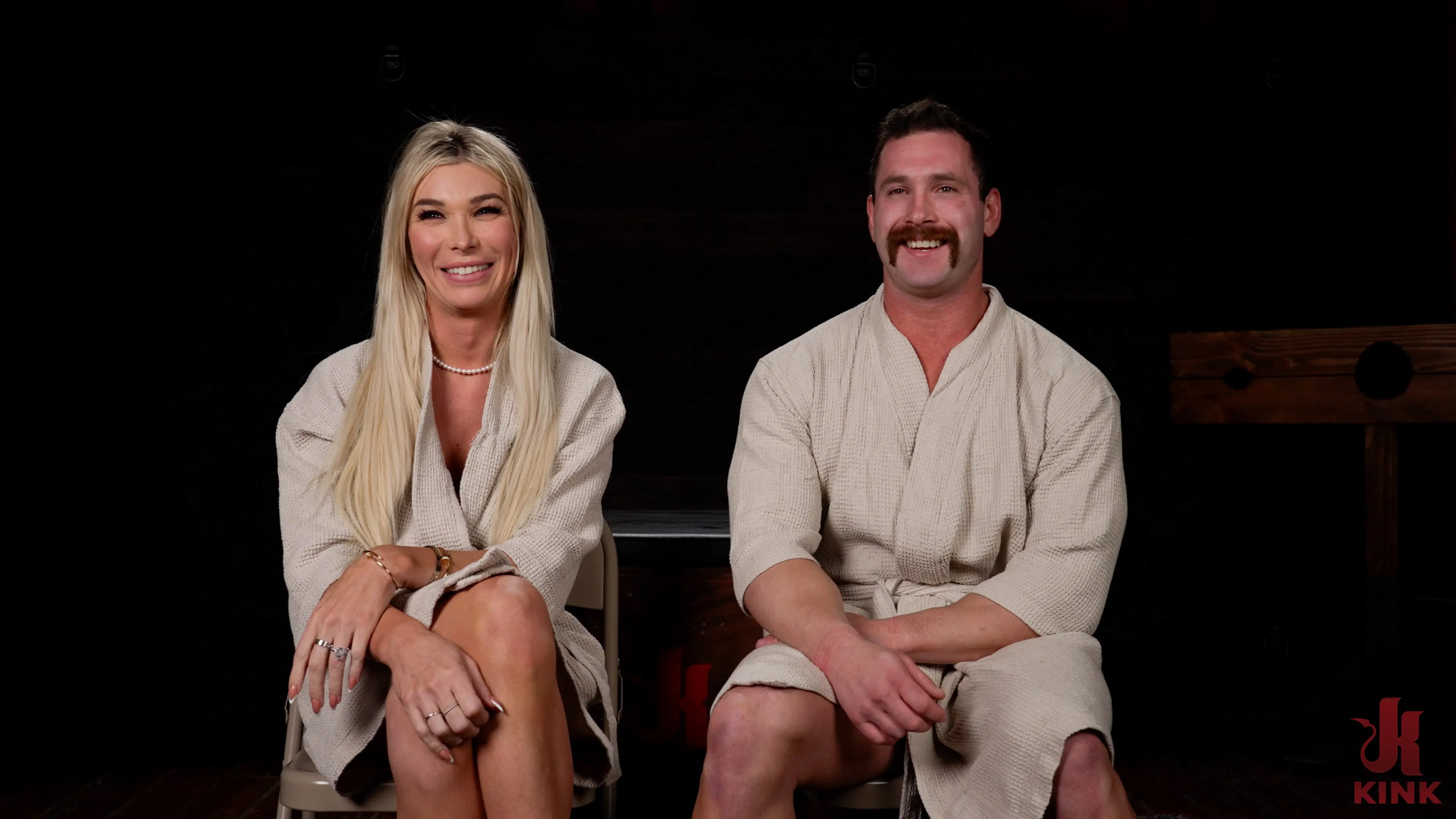 Kink '私が望むものは何でも' 主演 Aubrey Kate (写真 16)