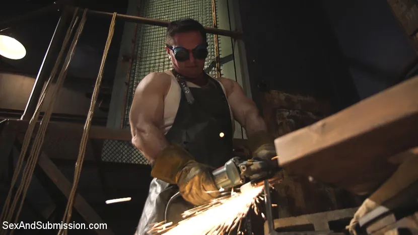 Audrey Holiday に 'ザ・グラインダー' from 'Kink' (写真 2) Kink 'ザ・グラインダー' 主演 Audrey Holiday (写真 2)