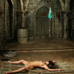 Audrey Leigh en Audrey Leigh (foto 4) Audrey Leigh en 'Kink' Audrey Leigh (Miniatura 4)