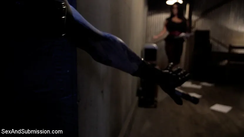 Kink 'Latex Lust' starring August Taylor (Photo 23)