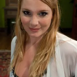 Aurora Snow en 'Kink' Tan real como parece (Miniatura 2)