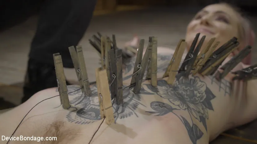 Baby Sid en 'Enjoys the Accommodations' from 'Kink' (foto 12) Kink 'Enjoys the Accommodations' protagonizando Baby Sid (foto 12)