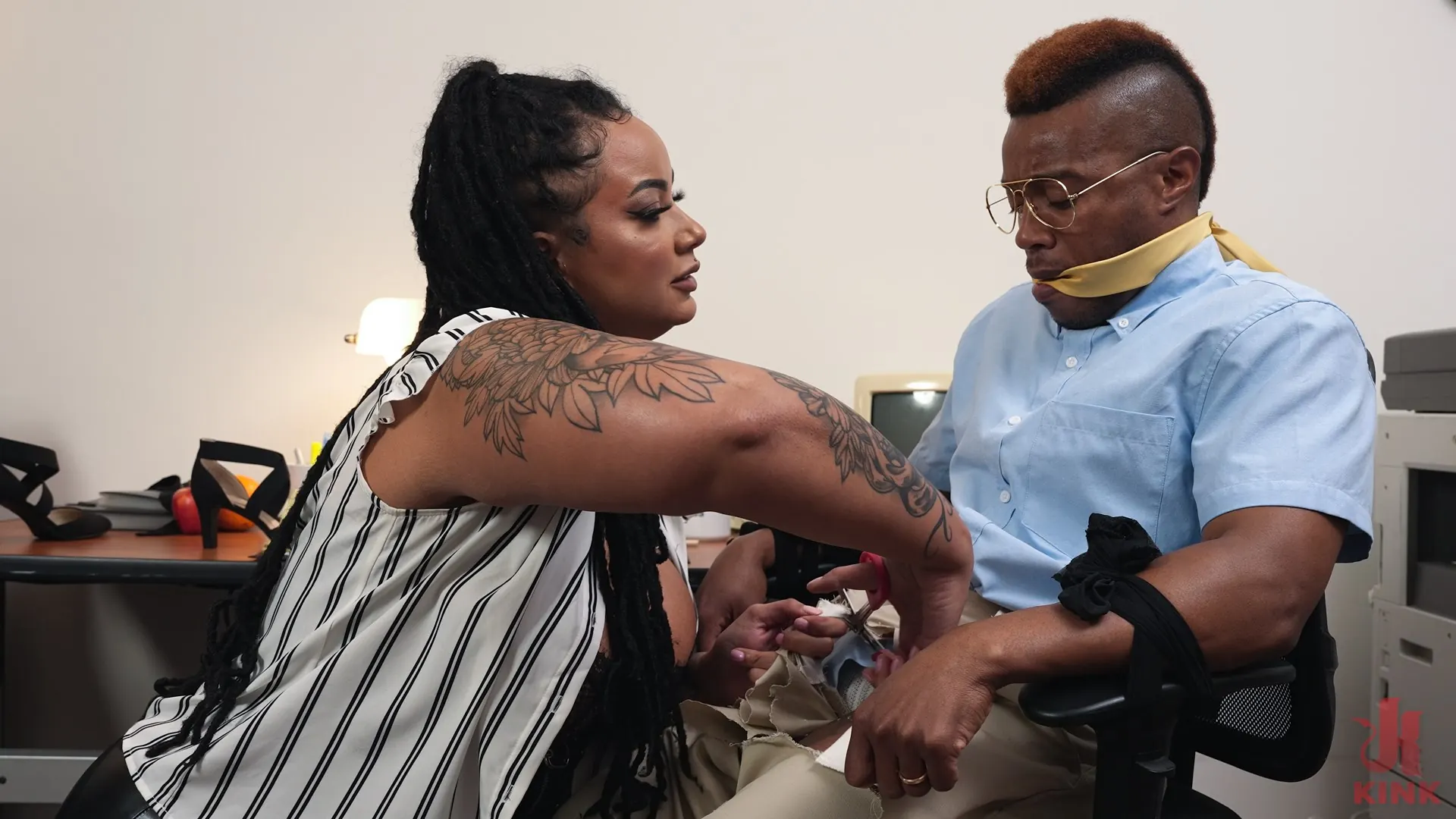 Kink 'Inter-Office Discipline' starring Bad Kittyyy (Photo 5)